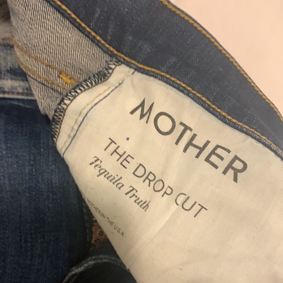 Size 24 as labeled but fit like a 26 - Picture 4 of 15